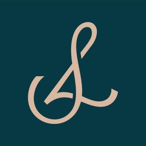 Meet your Posher, Sofia - Picture 1 of 1